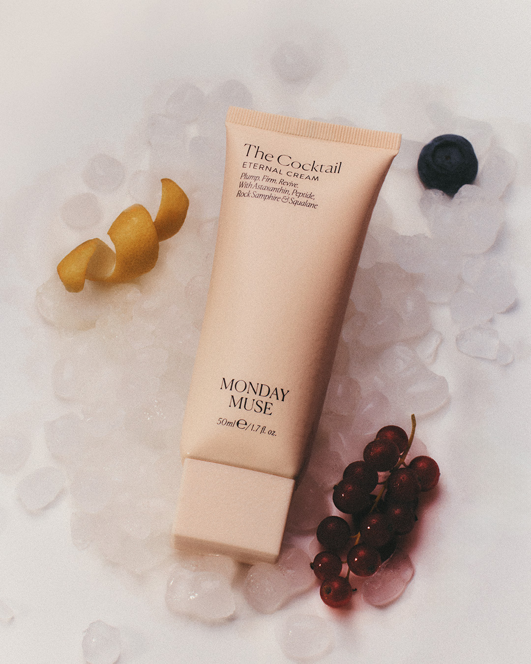 05 Oscar Calleja Still Life Beauty FragrancesOscar Calleja Still Life Skincare Monday Muse6 Craetive Paris 17 Craetive Paris 46