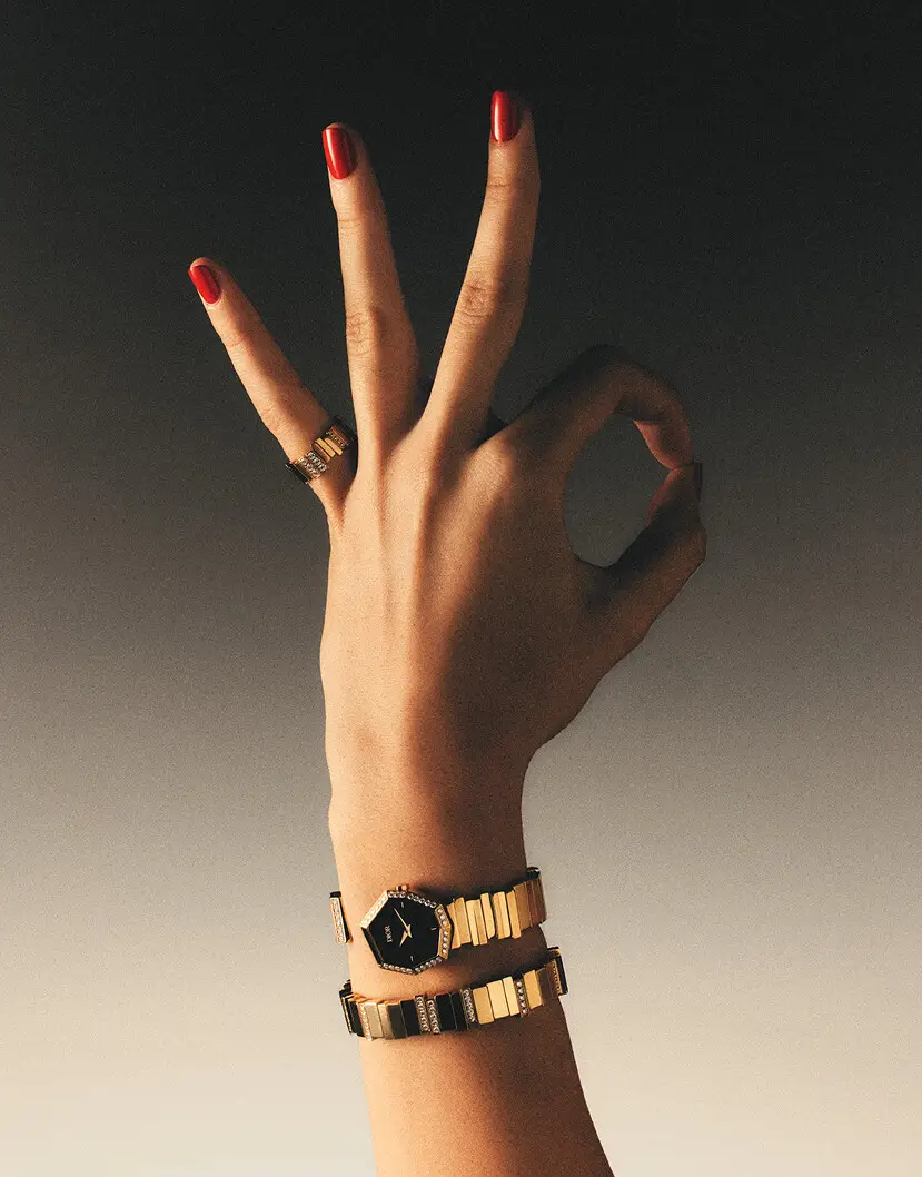 08 Oscar Calleja Still Life Jewelry Craetive Paris 4