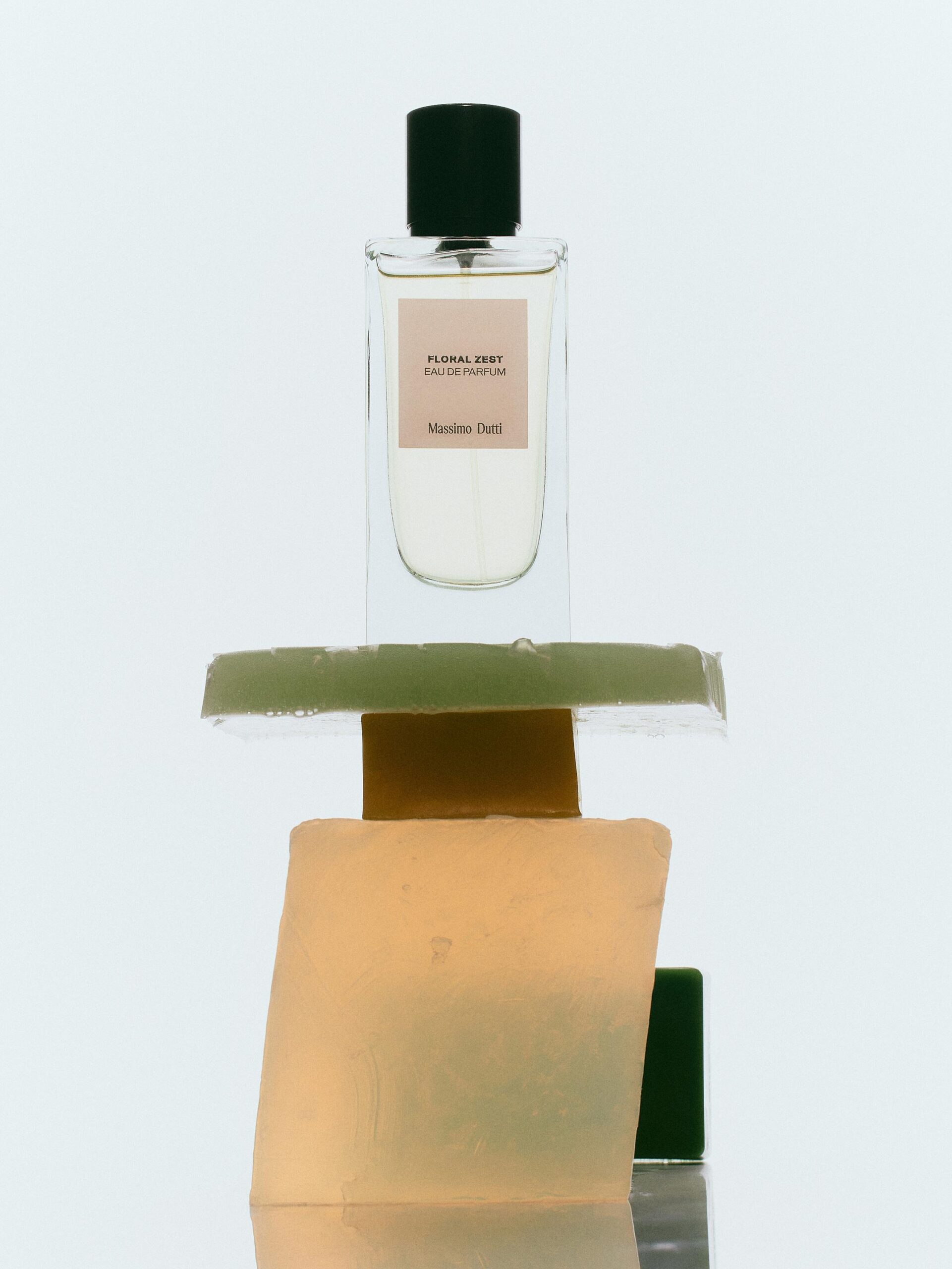 10 Oscar Calleja Still Life Beauty FragrancesOscar Calleja Still Life Fragrance Massimo Dutti3 Craetive Paris 32 Craetive Paris 33