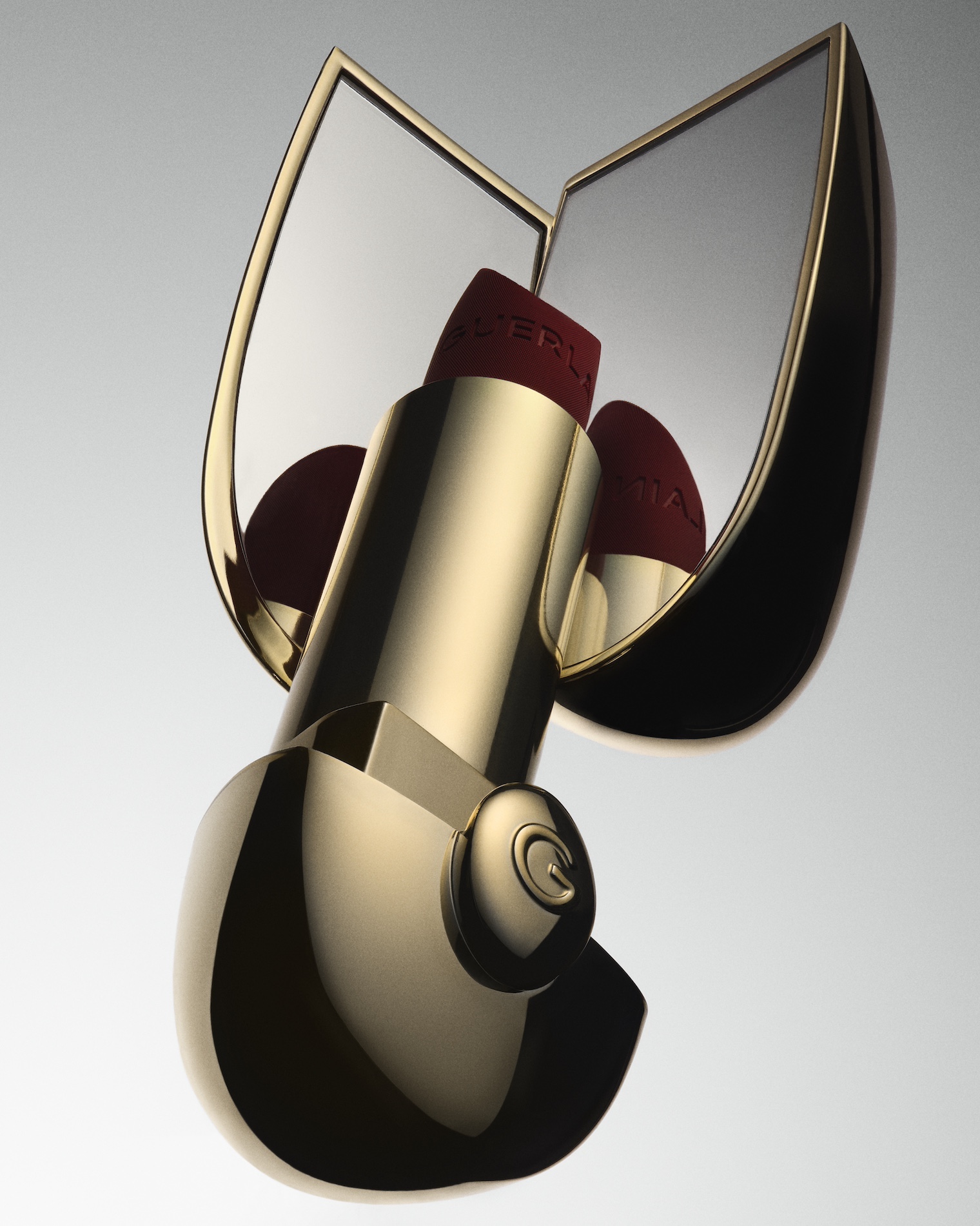 15 Alessandro-Sorci_Cosmetics_Elle1_Craetive-Paris.jpg File type: image/jpeg