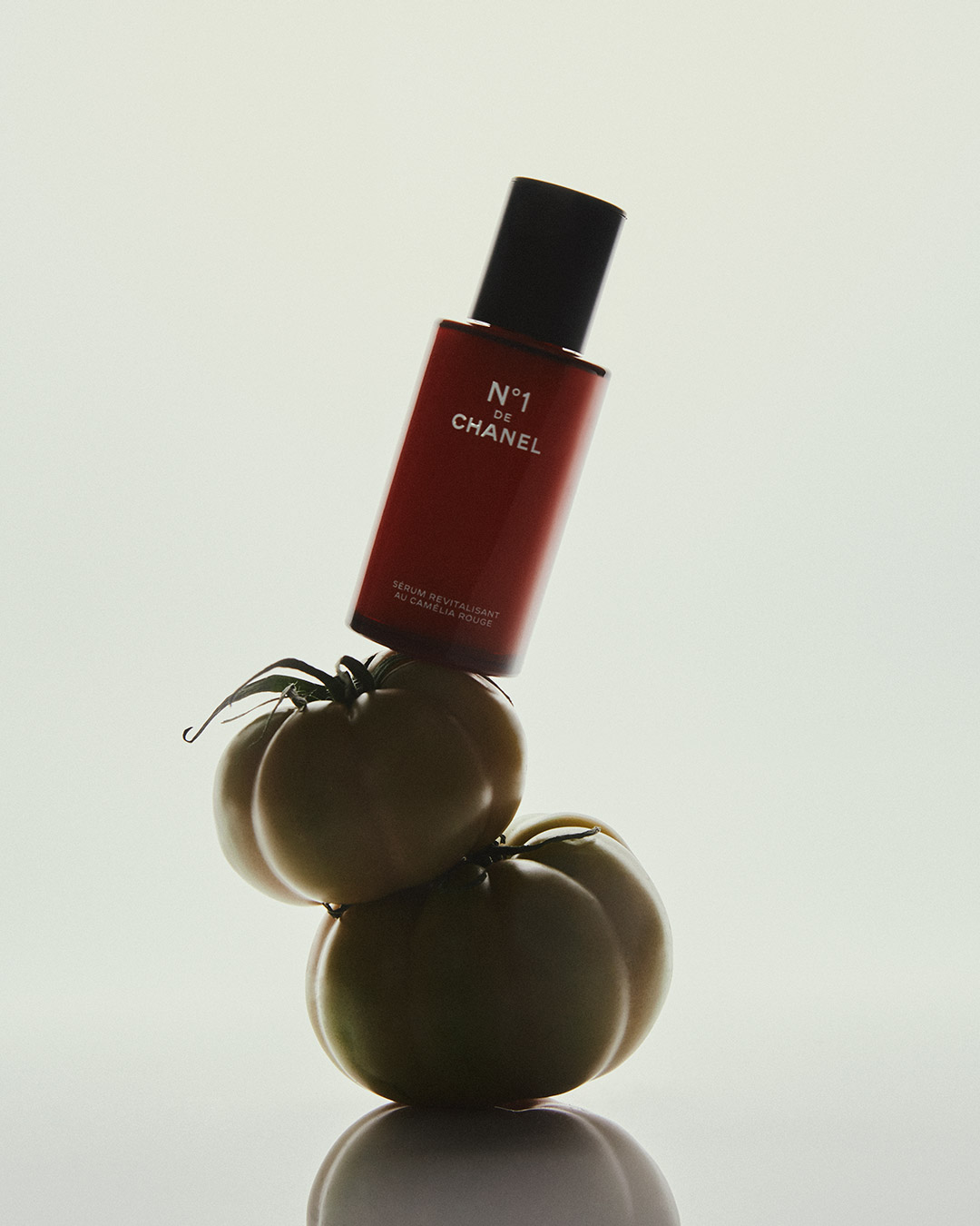 23 Oscar Calleja Still Life Beauty FragrancesOscar Calleja Still Life Cosmetics & Food Craetive Paris 39 Craetive Paris 04