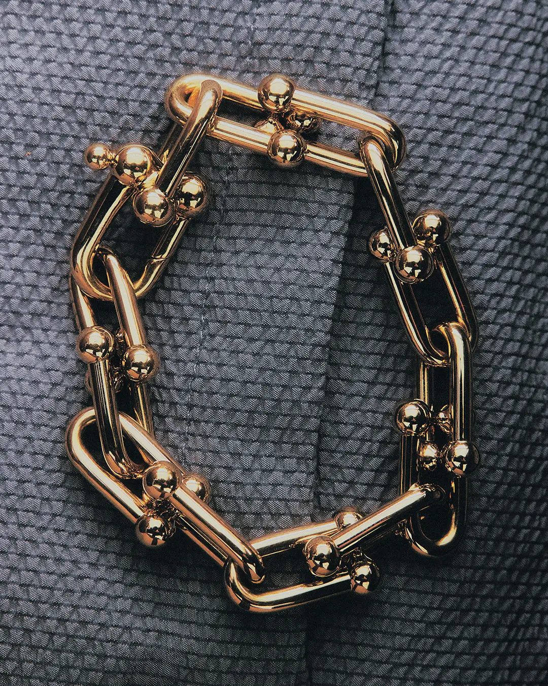 23 Oscar Calleja Still Life Jewelry Maleta Craetive Paris 11