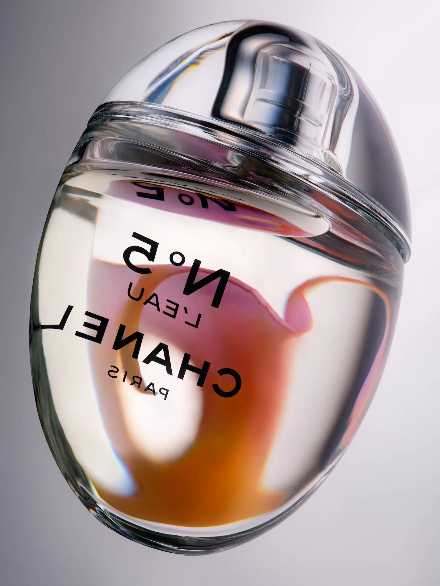 28_Alessandro-Sorci_Fragrances_Chanel2_Craetive-Paris.webp File type: image/webp