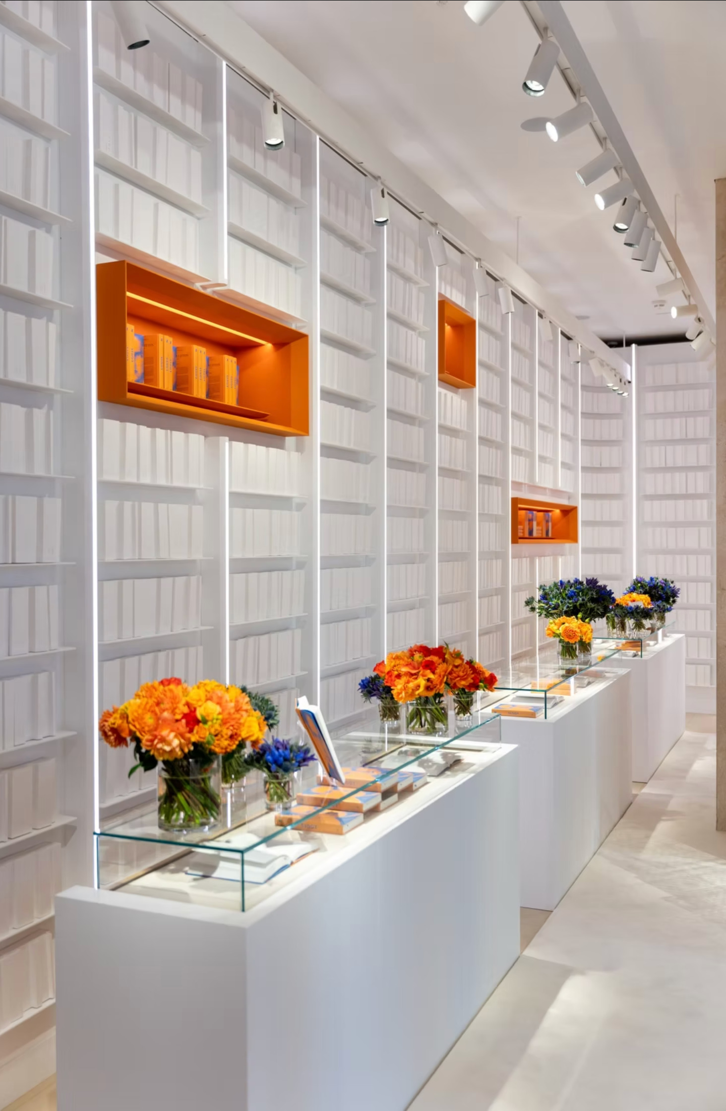 011 Cloe Vriet Craetive Paris Paper Artist Event Scenography