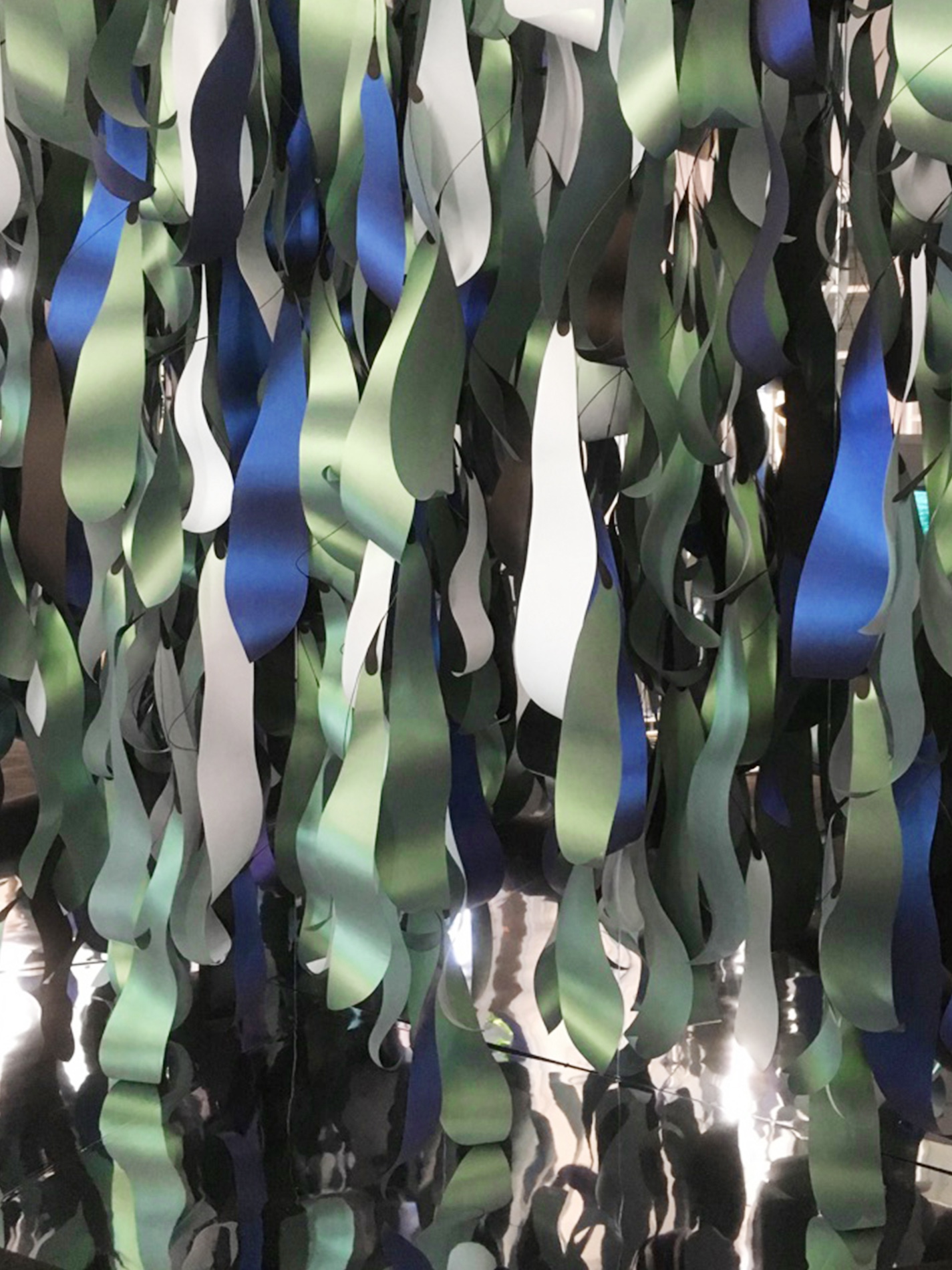 019 Cloe Vriet Craetive Paris Paper Artist Event Scenography