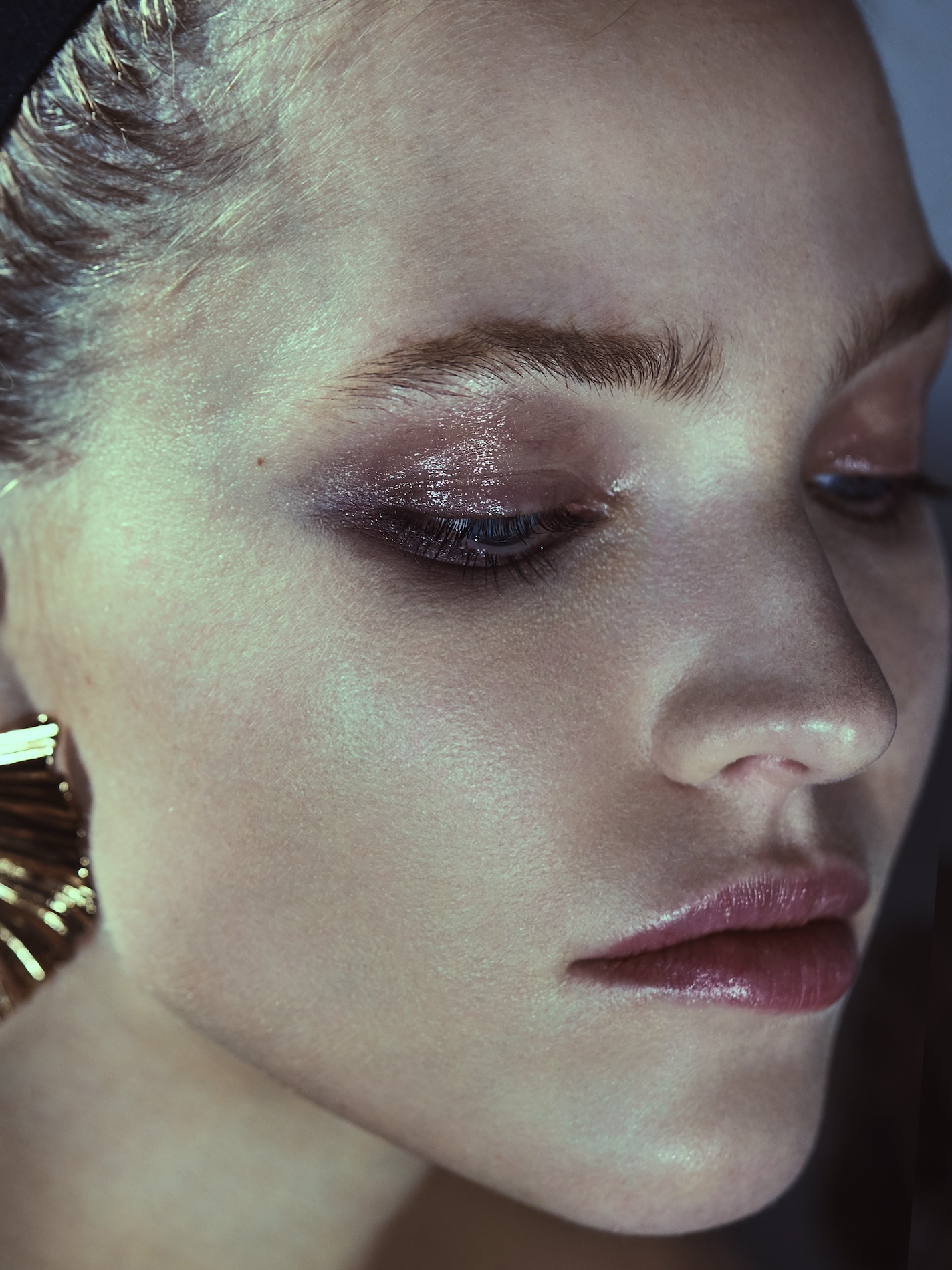 020 Lucian Bor Craetive Paris Beauty