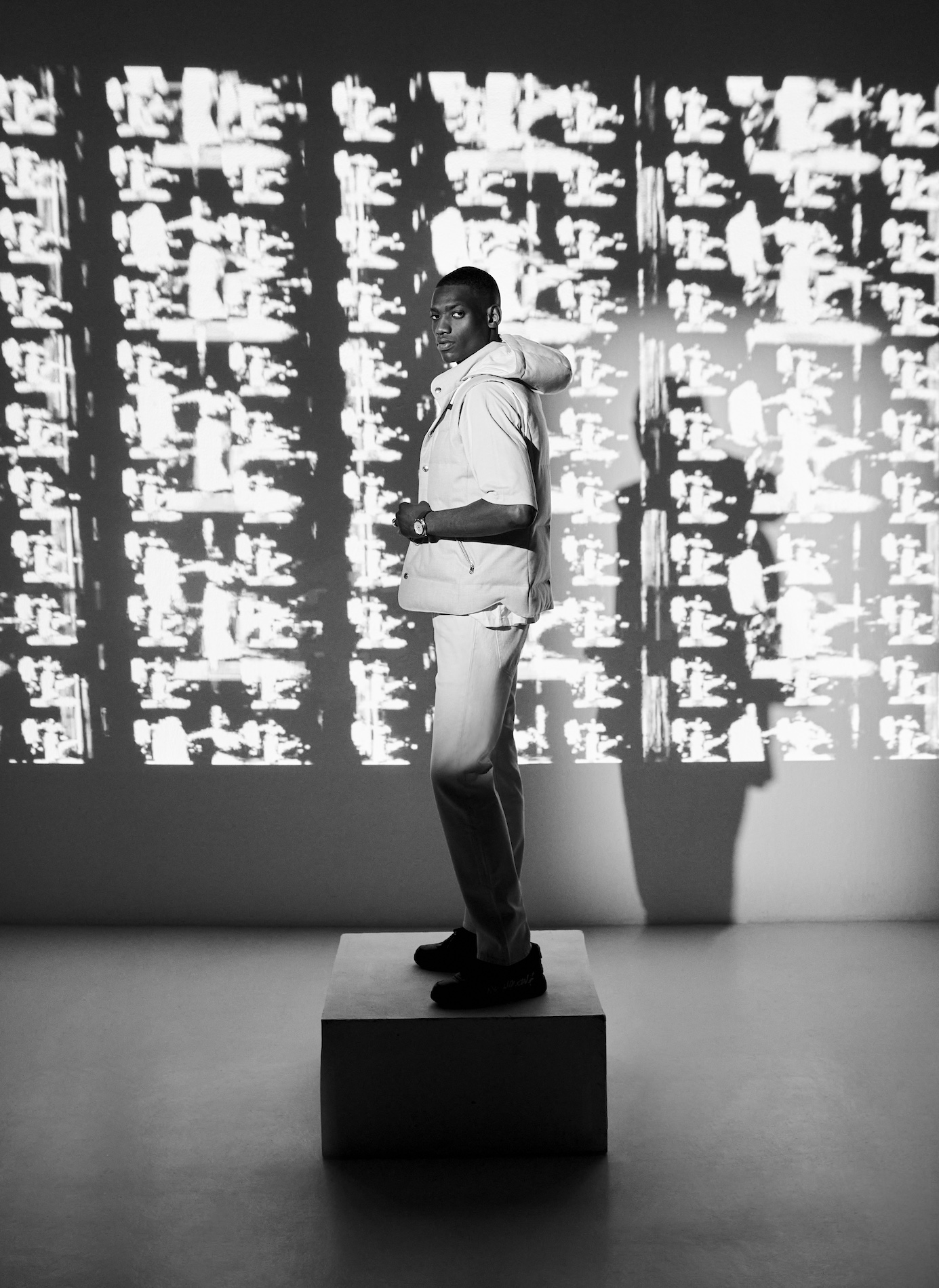 021 Lucian Bor Craetive Paris