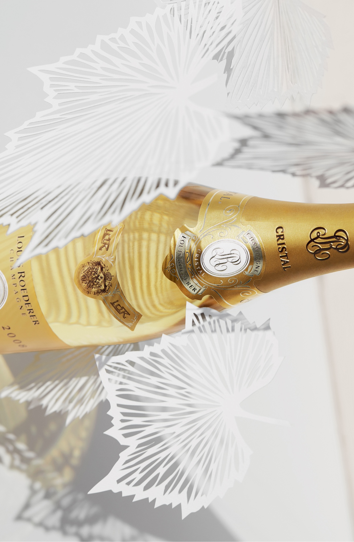 022 Cloe Vriet Craetive Paris Paper Artist Portfolio