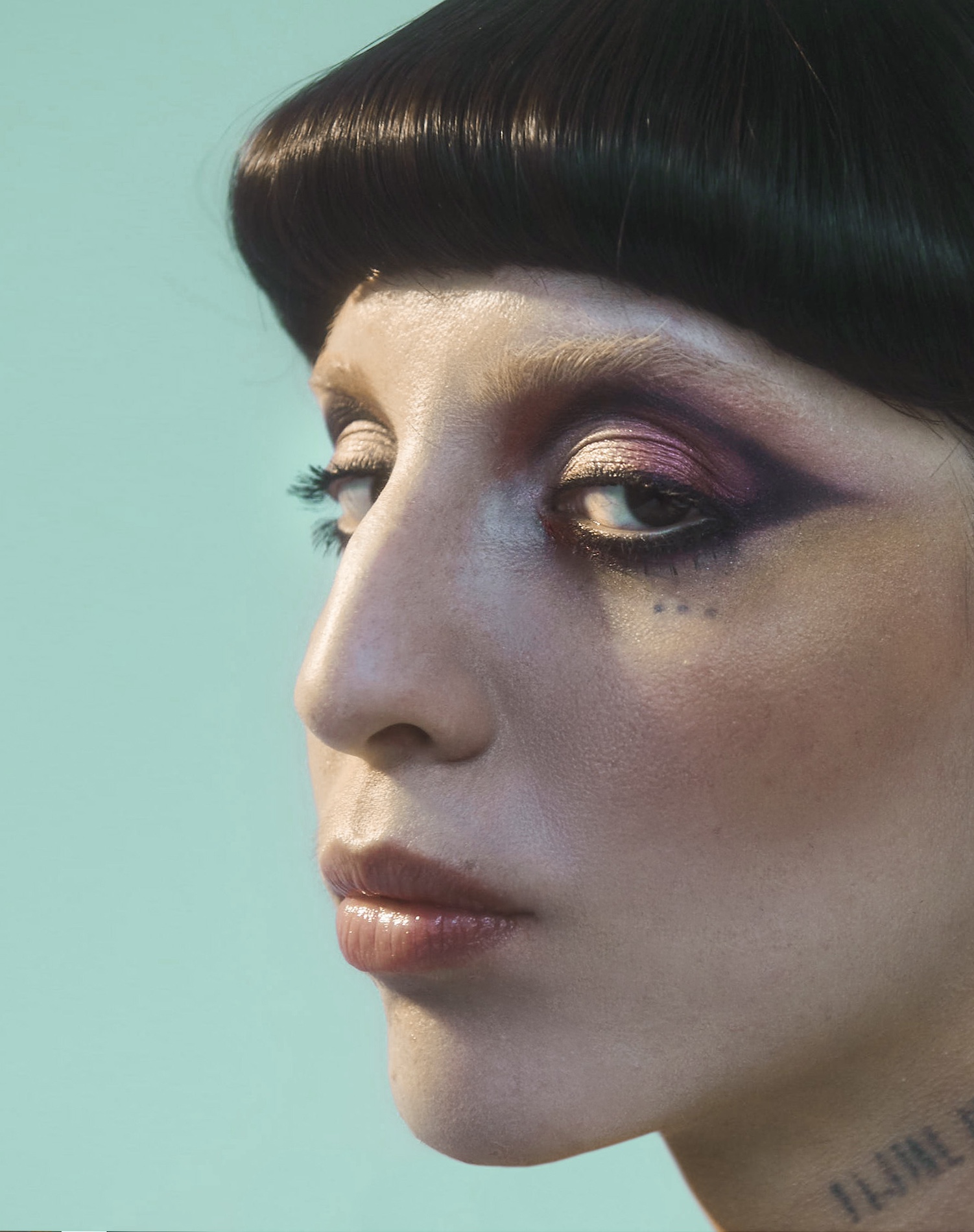 024 Lucian Bor Craetive Paris Beauty