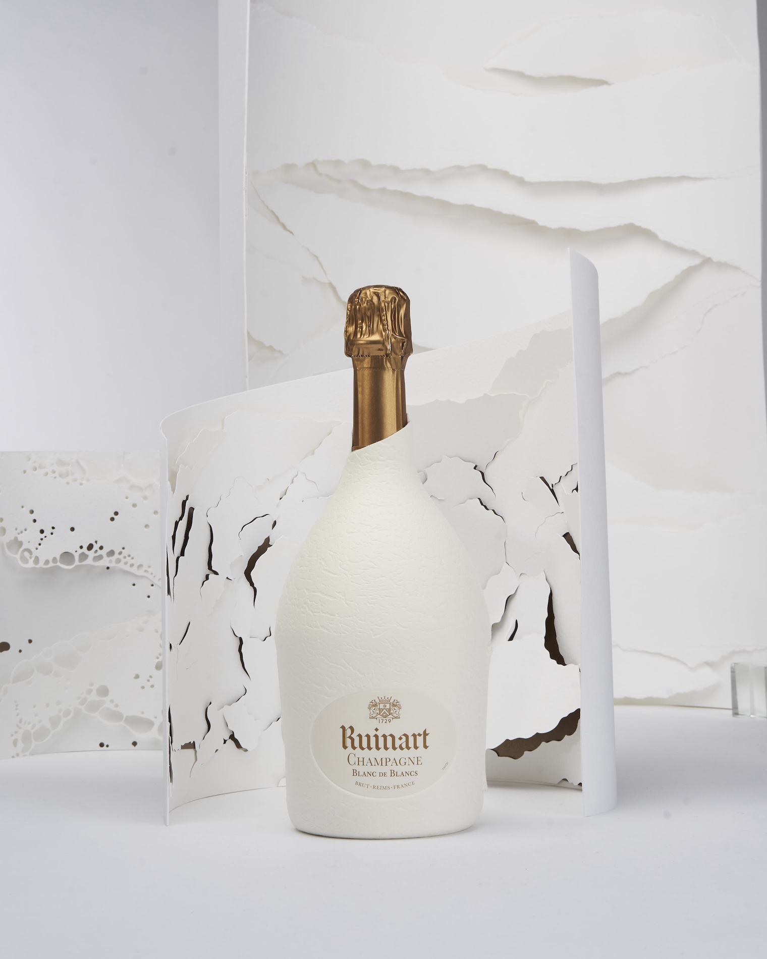 031 Cloe Vriet Craetive Paris Paper Artist Portfolio