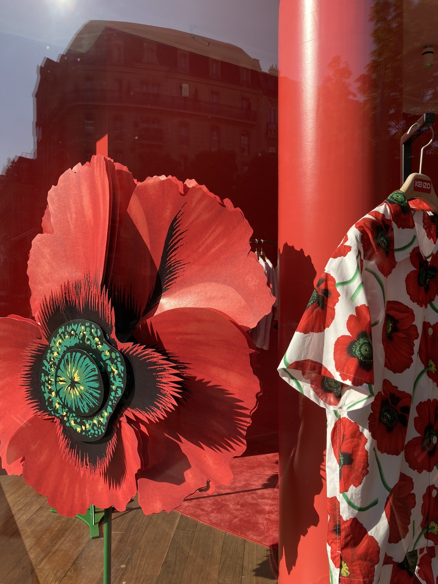 034 Cloe Vriet Craetive Paris Paper Artist Event Scenography