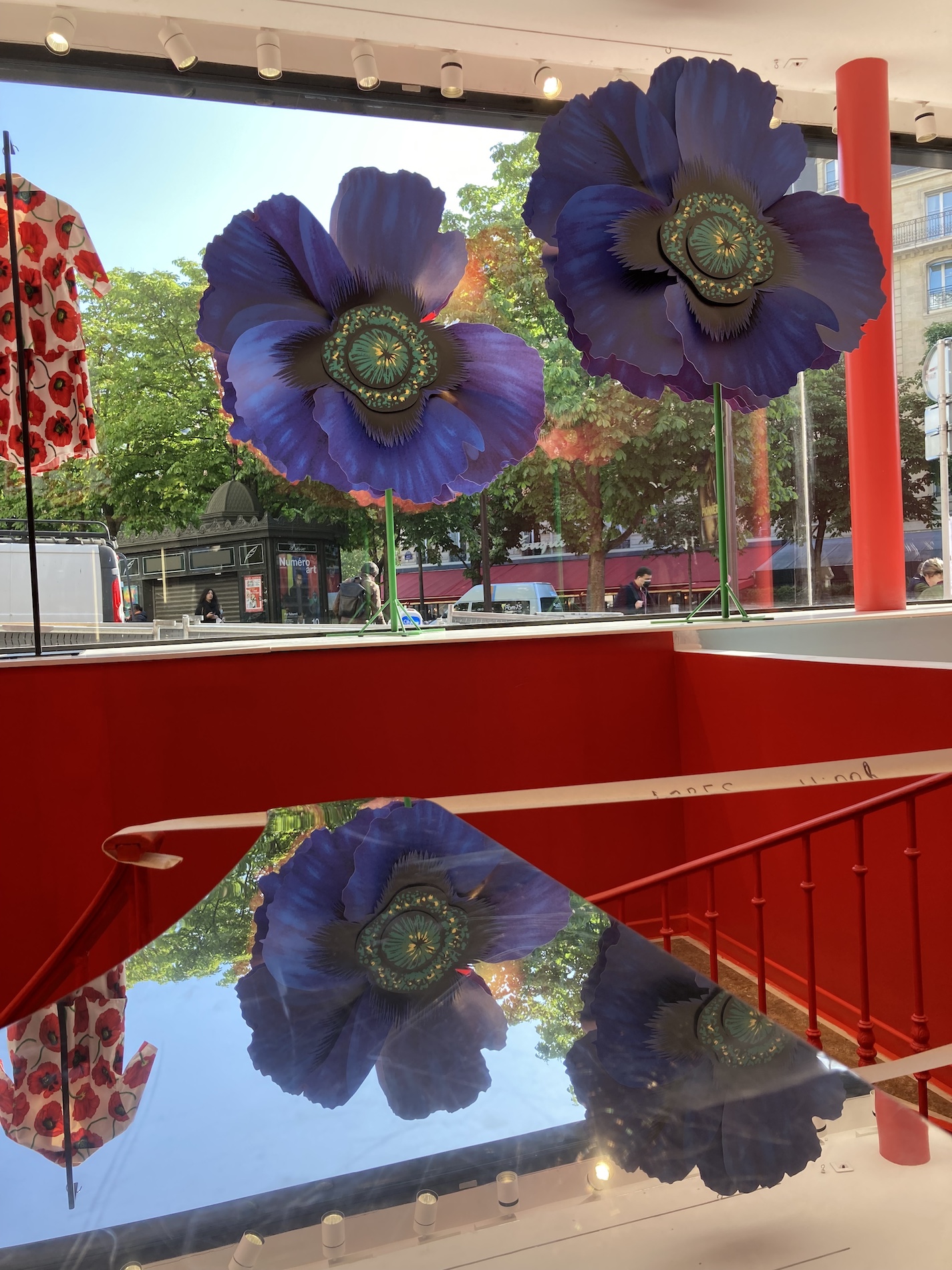 036 Cloe Vriet Craetive Paris Paper Artist Event Scenography