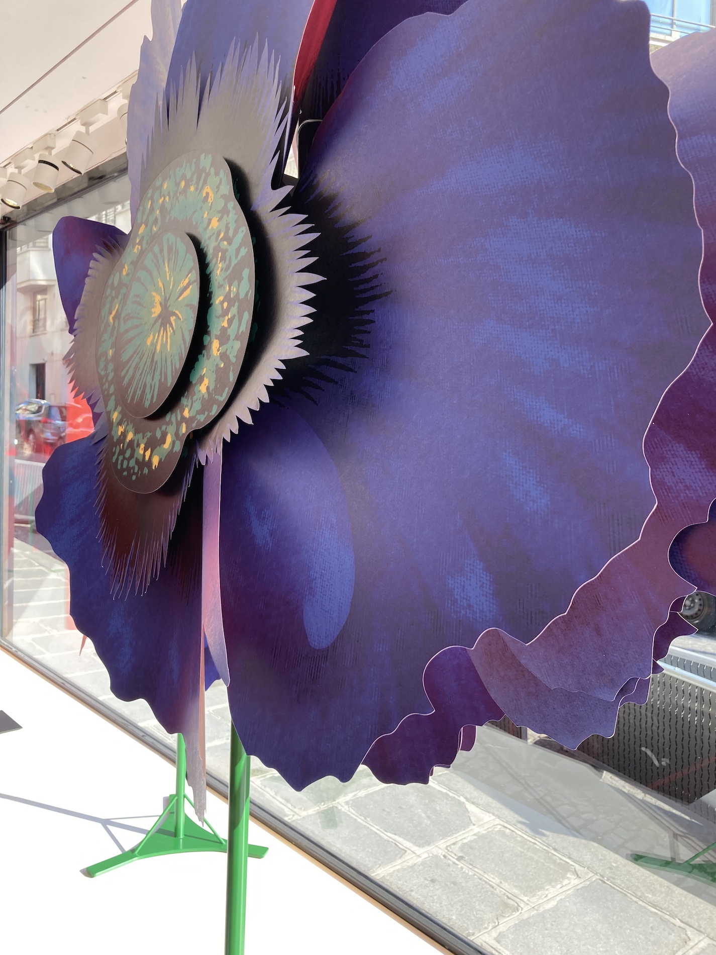 037 Cloe Vriet Craetive Paris Paper Artist Event Scenography