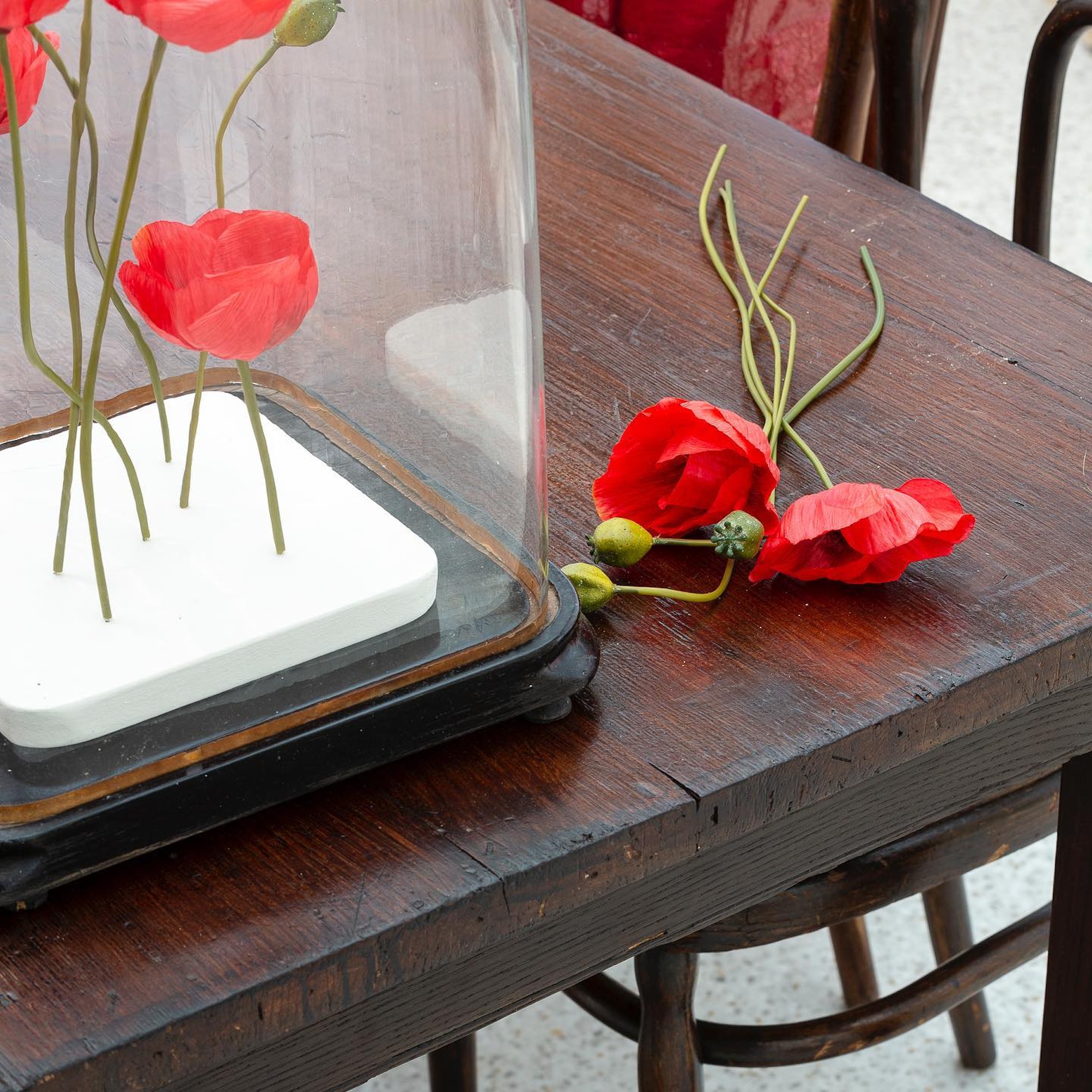 046 Cloe Vriet Craetive Paris Paper Artist Event Scenography