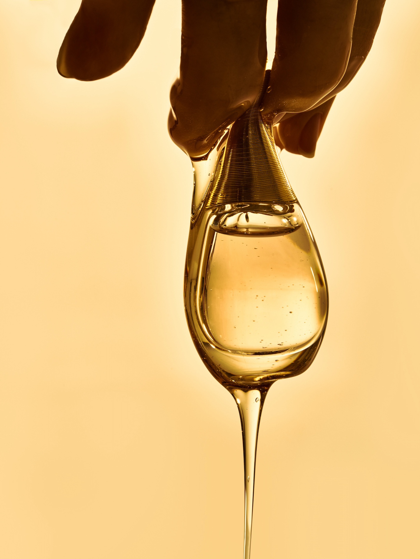 04 Fernando Gomez Craetive Paris Beauty Suncare