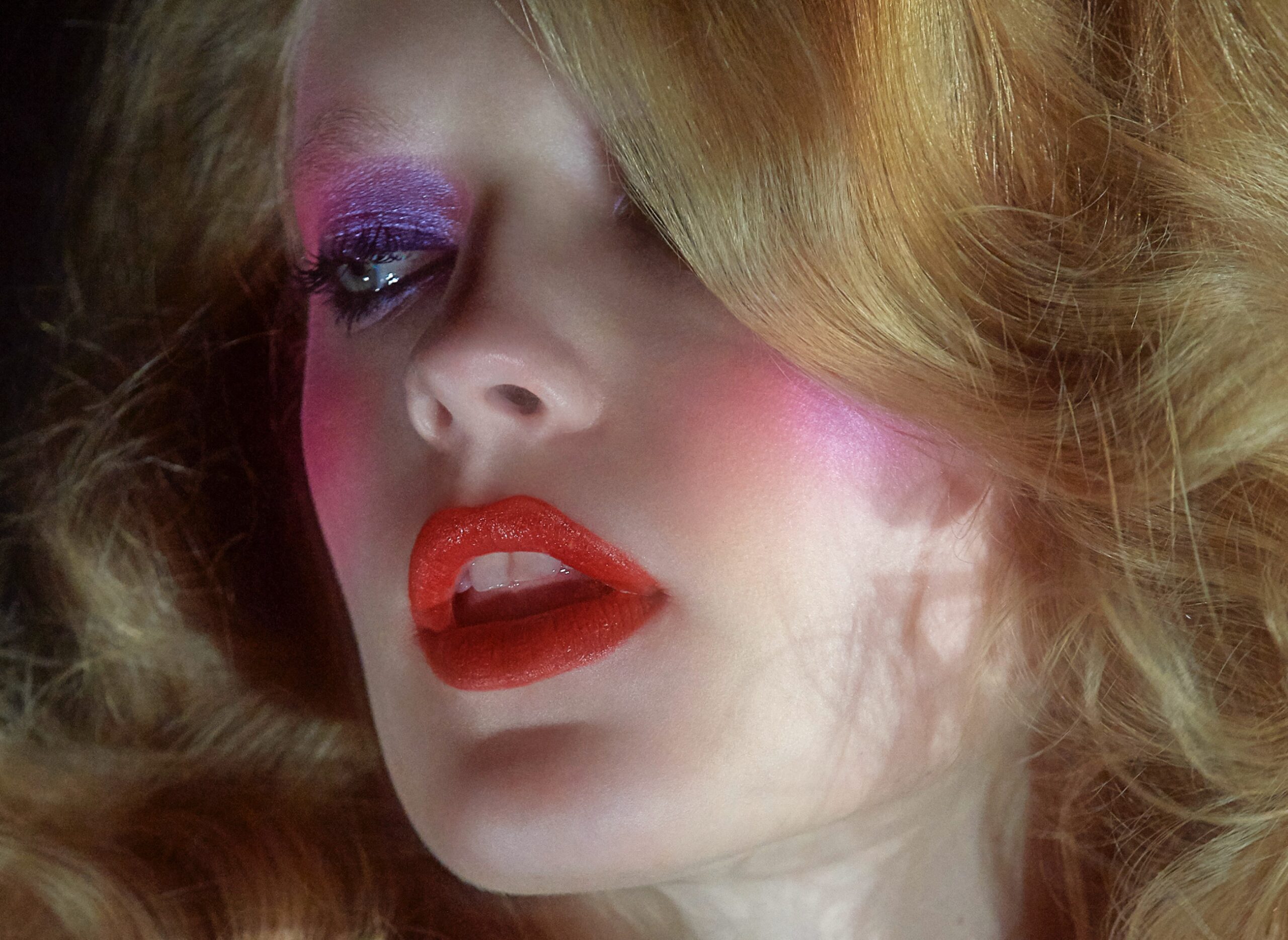 052 Lucian Bor Craetive Paris Beauty