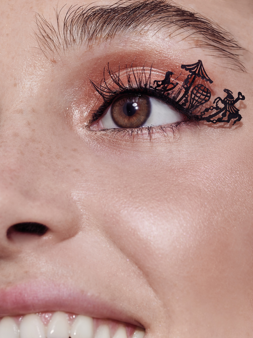 058 Fernando Gomez Craetive Paris Bold Make Up