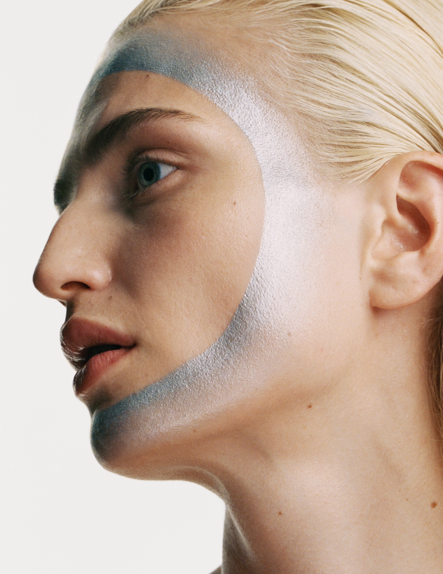 060 Karina Twiss Craetive Paris Portfolio