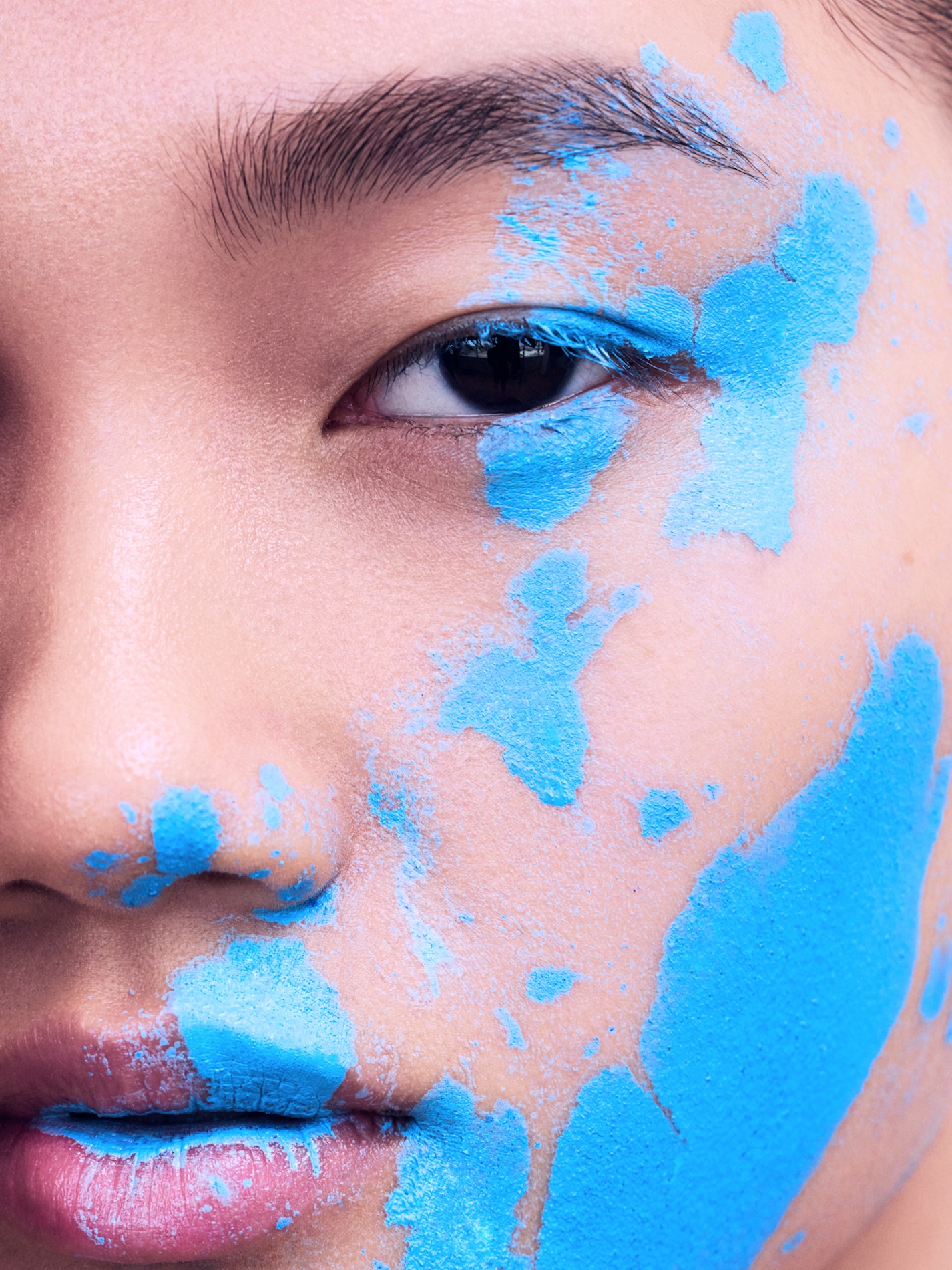 064 Fernando Gomez Craetive Paris Bold Make Up