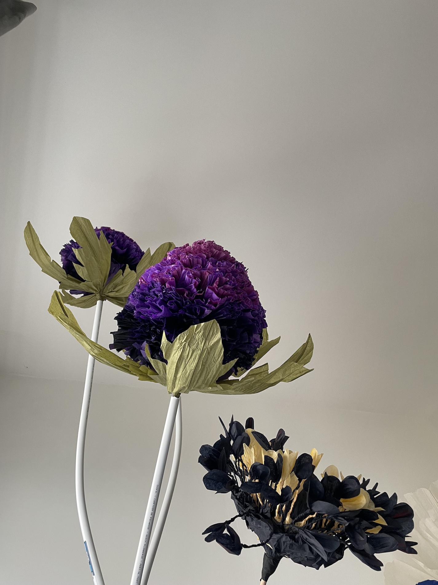 071 Cloe Vriet Craetive Paris Paper Artist Event Scenography