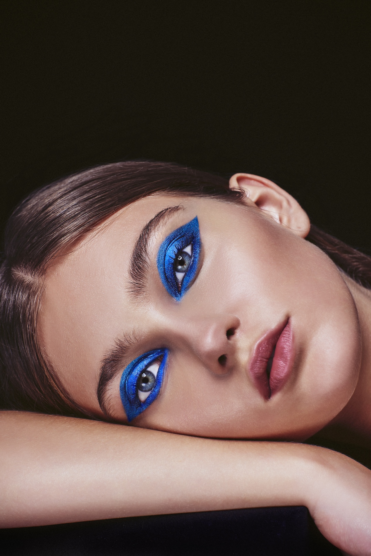 071 Fernando Gomez Craetive Paris Bold Make Up