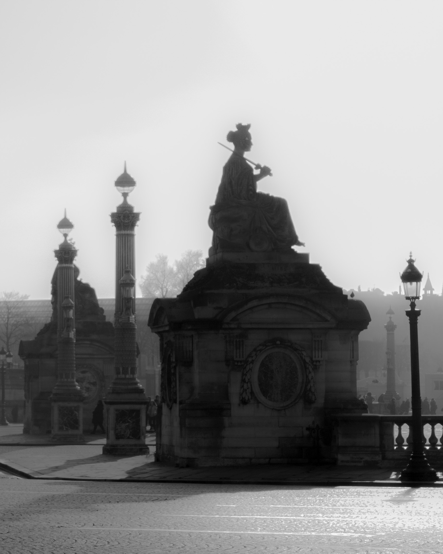 083 Lucian Bor Craetive Paris