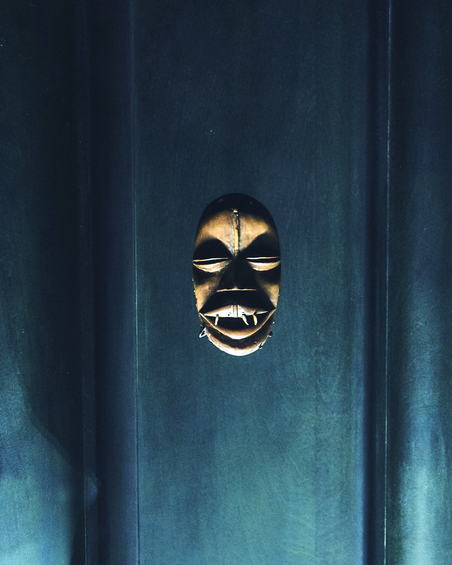 087 Lucian Bor Craetive Paris