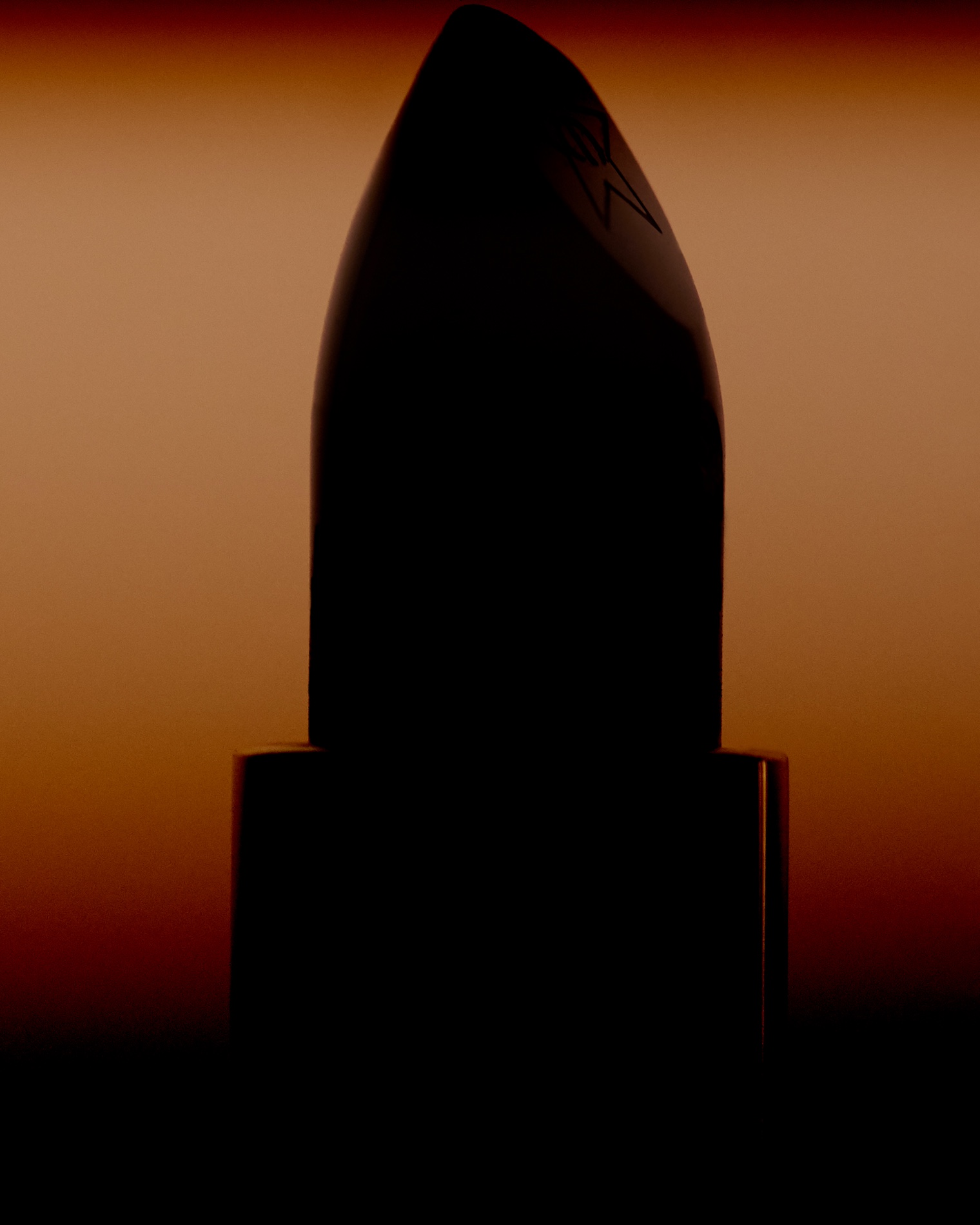 090 Fernando Gomez Craetive Paris Bold Make Up