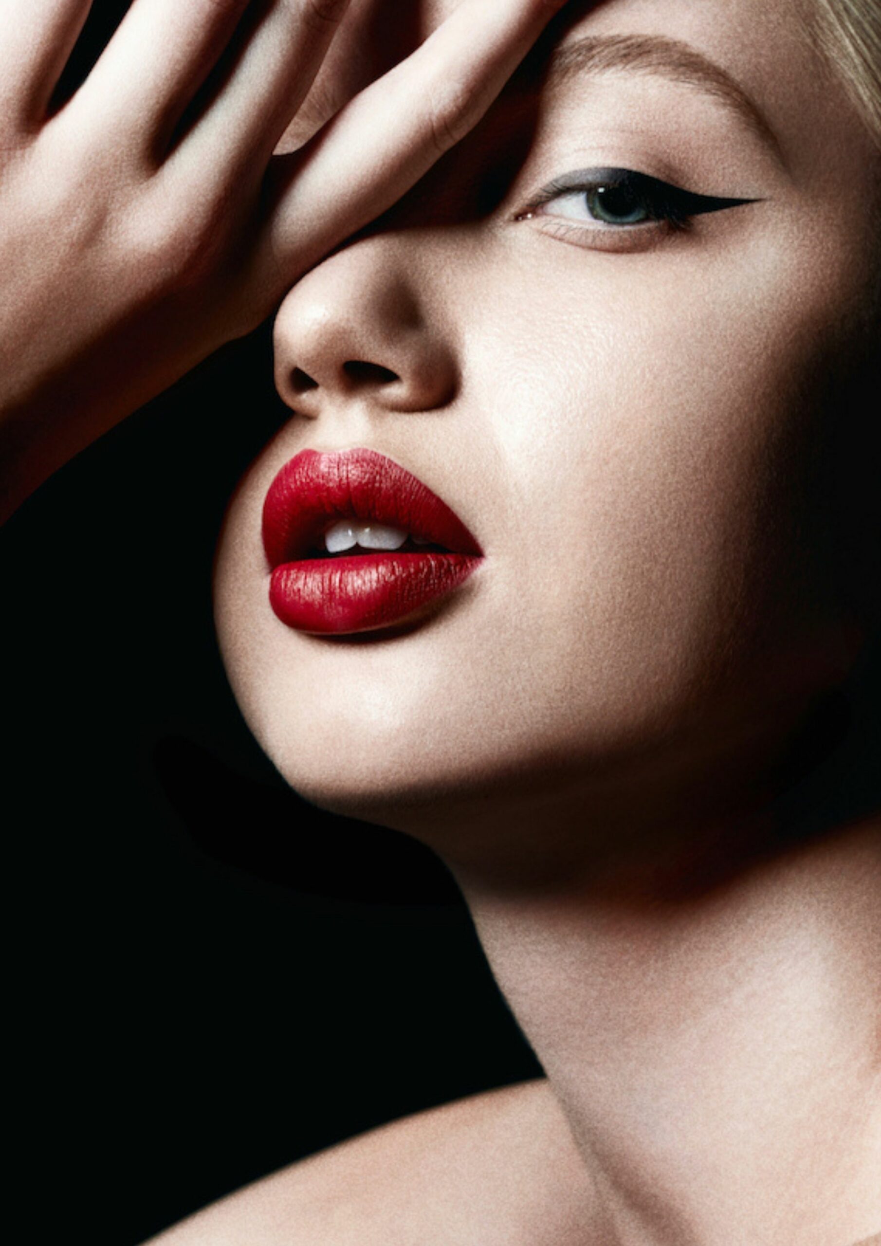 114 Fernando Gomez Craetive Paris Bold Make Up