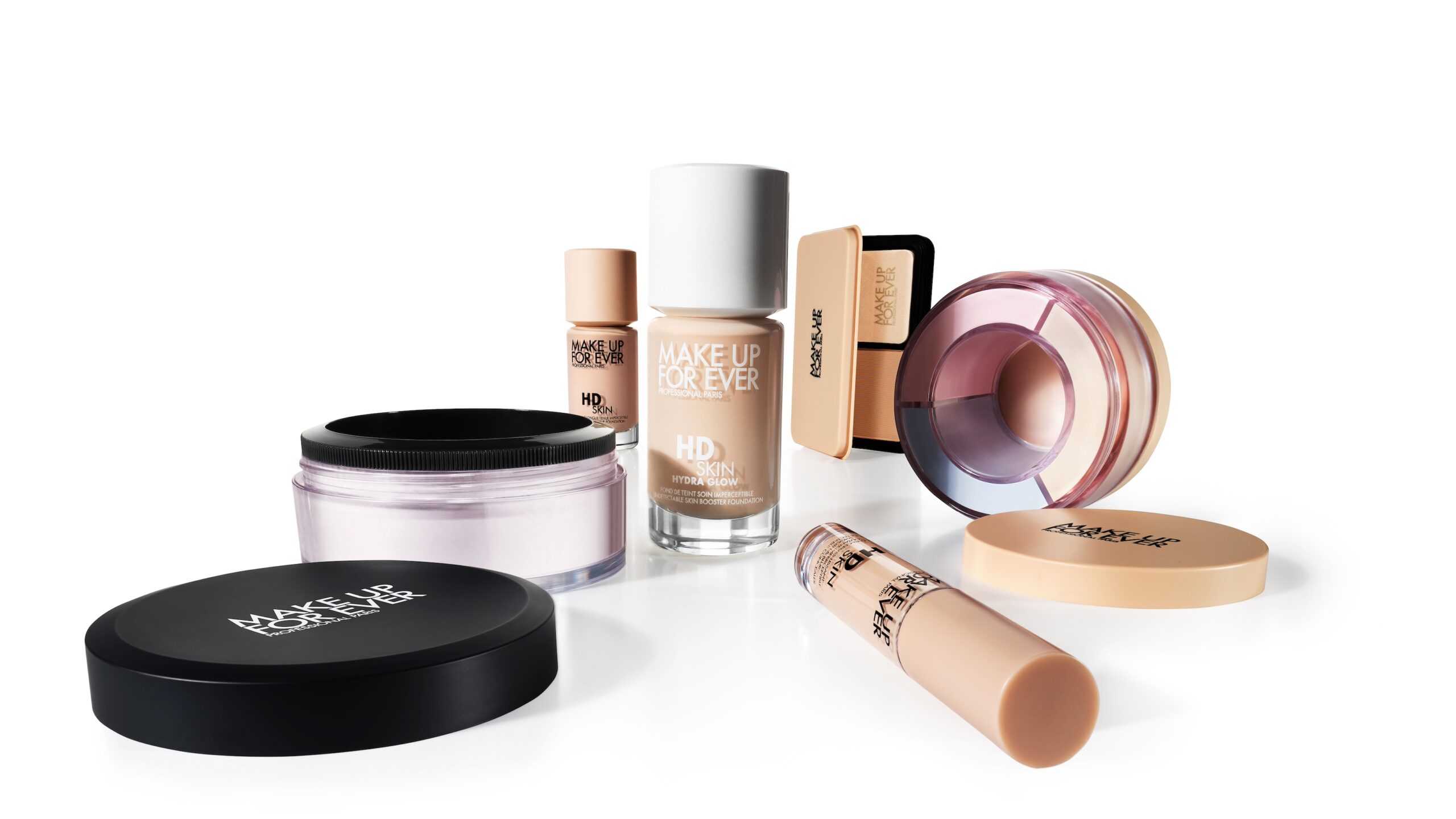 15 Simon Escourbiac Craetive Paris Makeup FONDATION A02 MAKE UP FOREVER