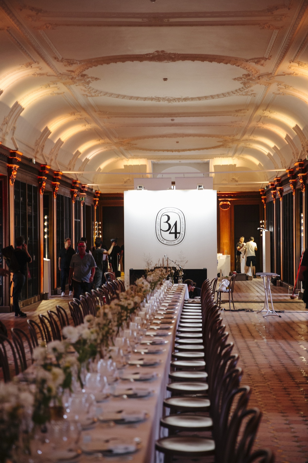 20 Thyrse Craetive Paris Scenography Diptyque3