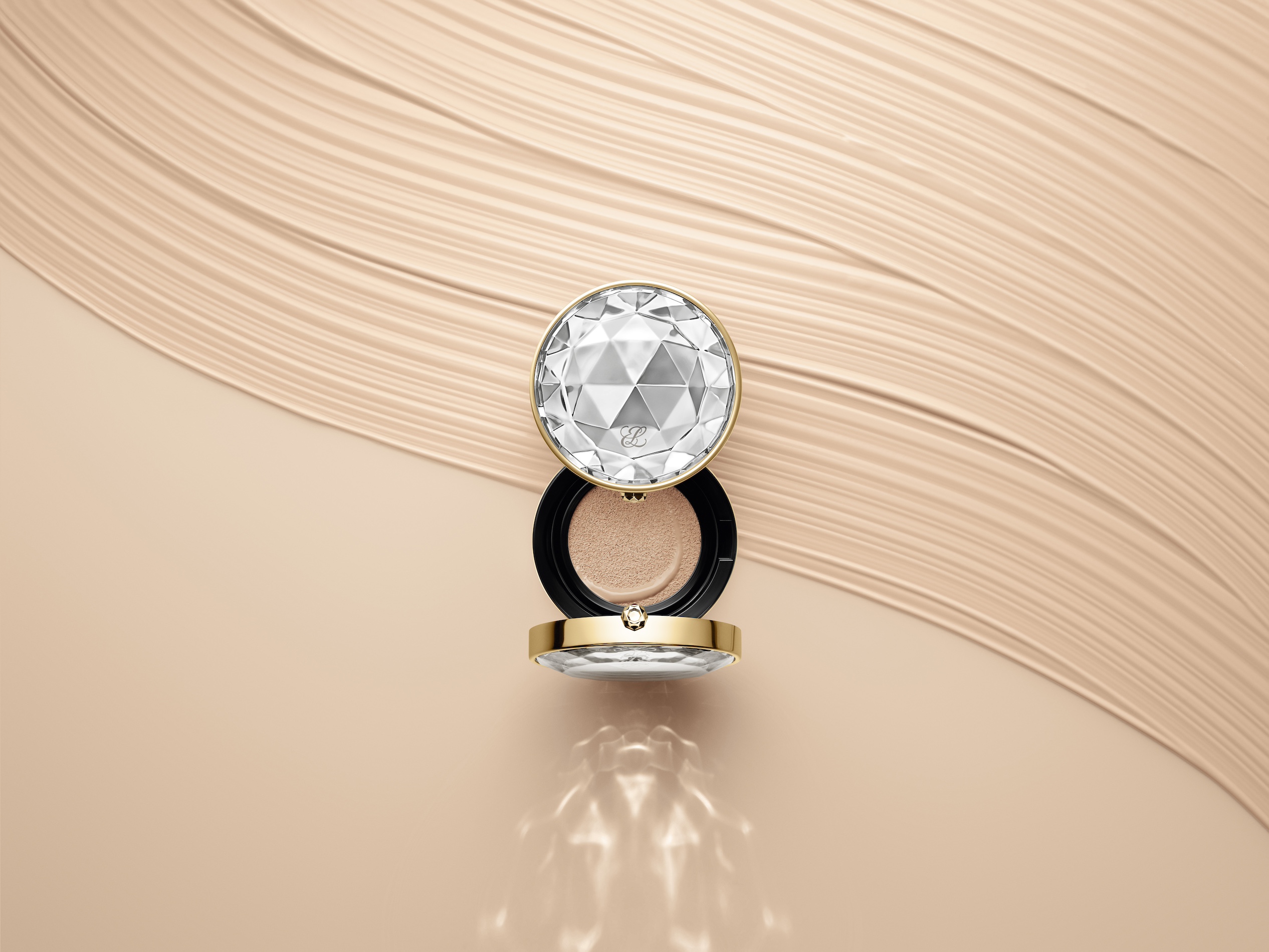 28 Simon Escourbiac Craetive Paris Makeup FONDATION A16 ESTEE LAUDER