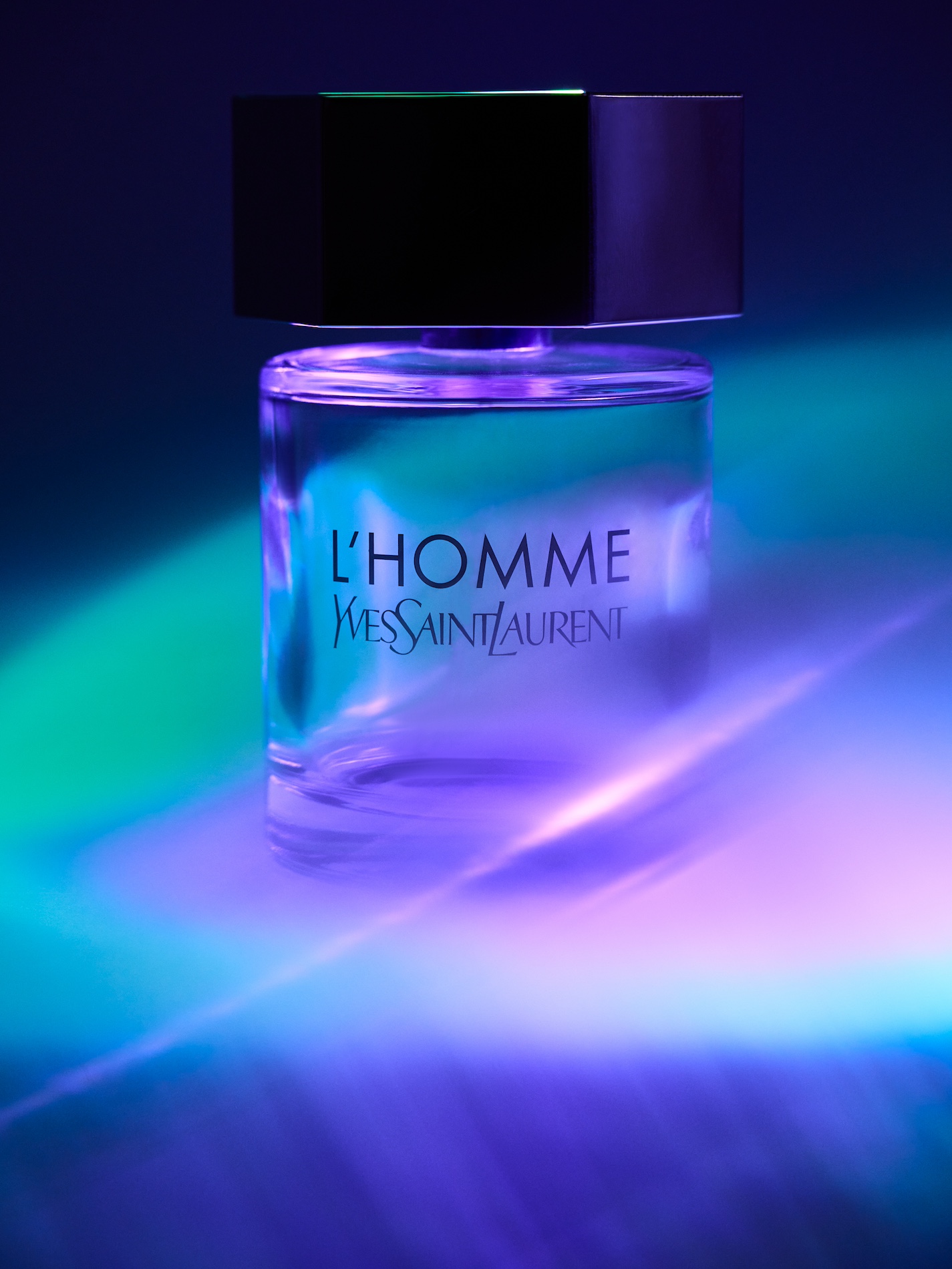 32 Fernando Gomez Craetive Paris Fragrances Flowers