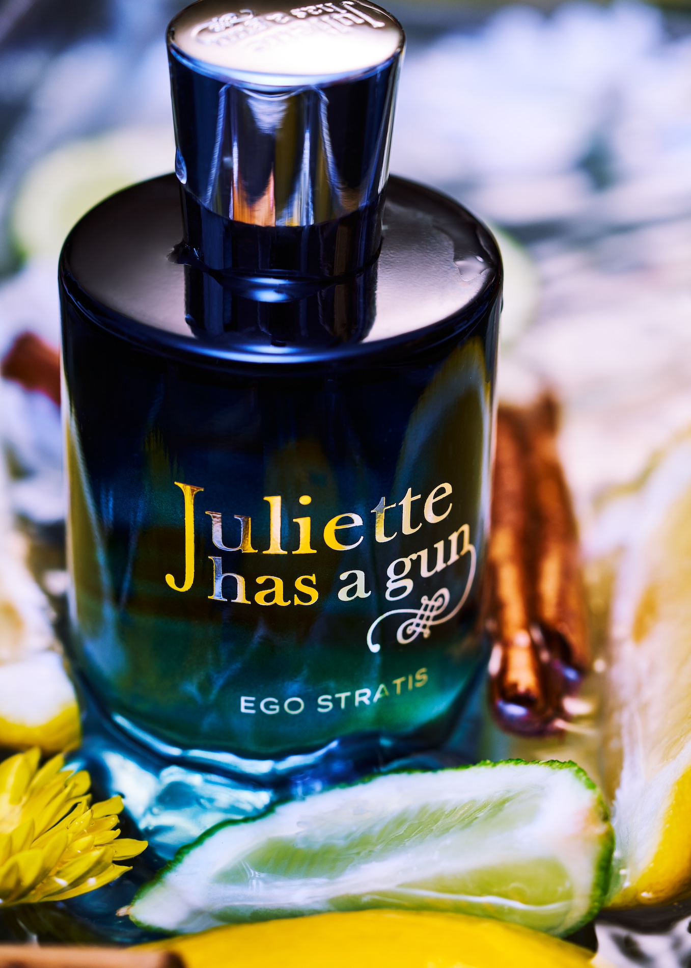 63 Fernando Gomez Craetive Paris Fragrances Flowers