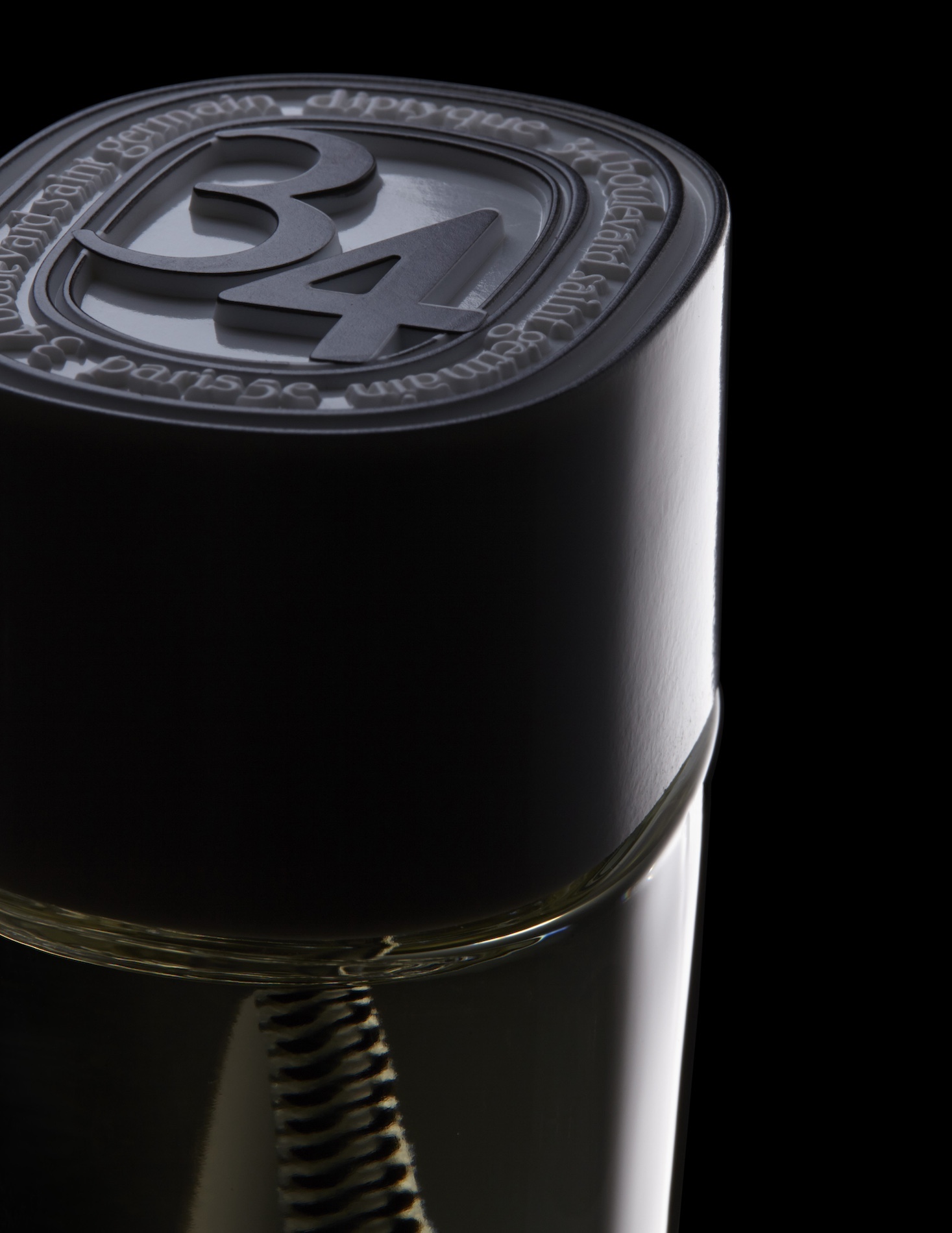 95 Simon Escourbiac Craetive Paris Fragrances 06