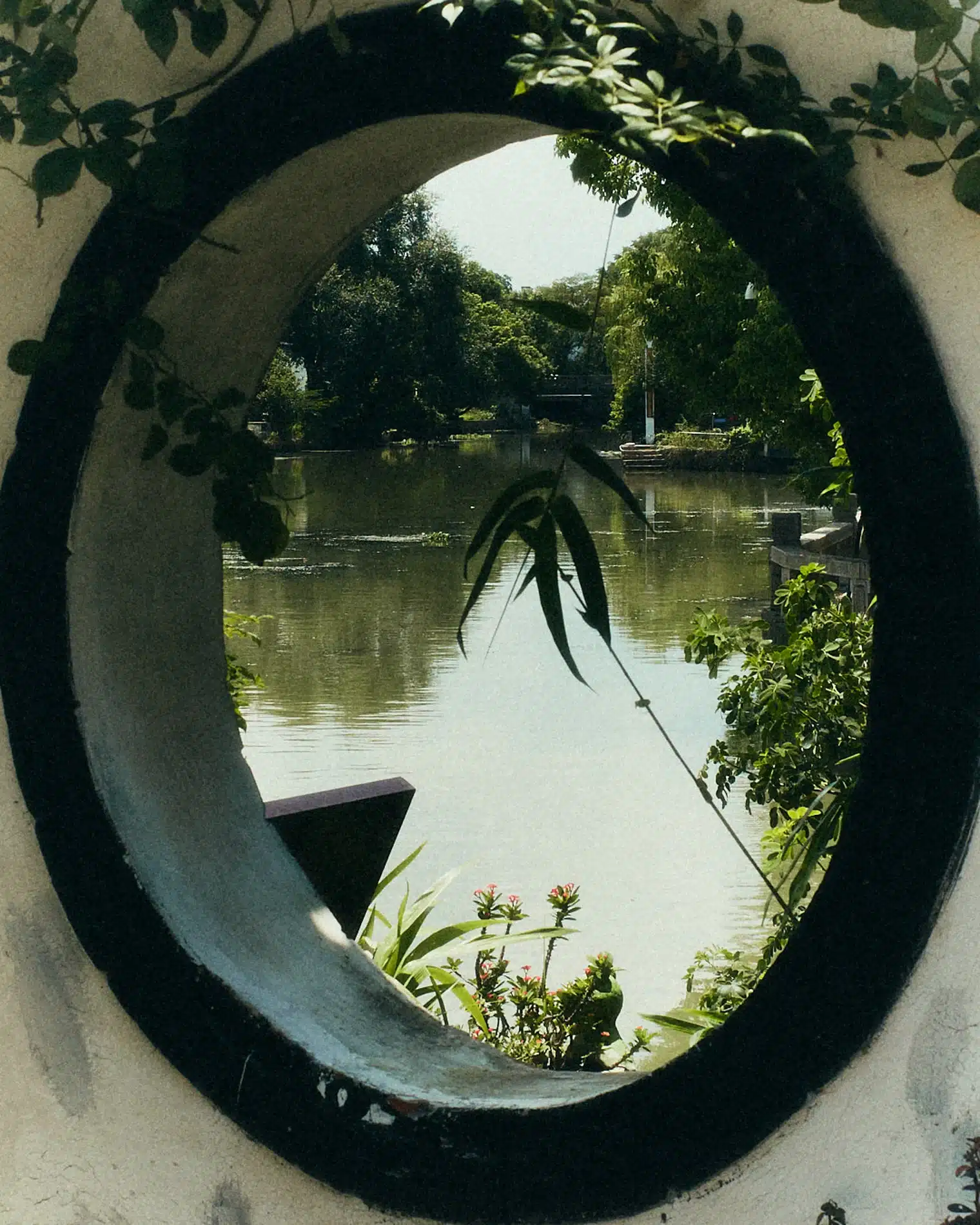 Oscar Calleja Craetive Paris Travel Asia 02 Resultat